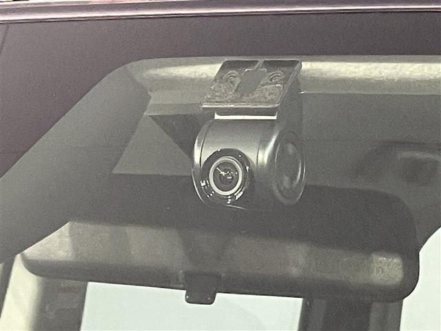 トール カスタムＧ　ターボ　両側パワスラドア　ＡＡＣ　衝突回避支援ブレーキ機能　オートクルーズコントロール　パワーウィンド　ＬＥＤライト　ＥＴＣ　Ｉ－ＳＴＯＰ　ＤＶＤ　バックカメラ　メモリーナビ　ドラレコ　キーフリーシステム（9枚目）