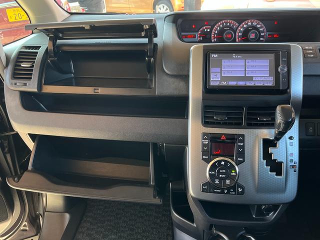 ZS 煌Z 両側電動スライドドア ハーフレザーシート バックカメラ フリップダウンモニター ETC HID フォグ スマートキー 純正アルミ エアロ パドルシフト ウォークスルー 3列シート プライバシーガラス(23枚目)