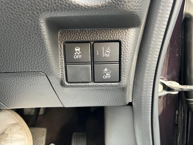 Ｎ－ＢＯＸカスタム Ｇ・ＥＸターボホンダセンシング　ナビ／Ｂｌｕｅｔｏｏｔｈ／フルセグＴＶ／両側電動スライドドア／ＥＴＣ／アダプティブクルーズコントロール／サンシェード／レーンアシスト機能／横滑り防止機能／スマートキー／ハーフレザー（25枚目）