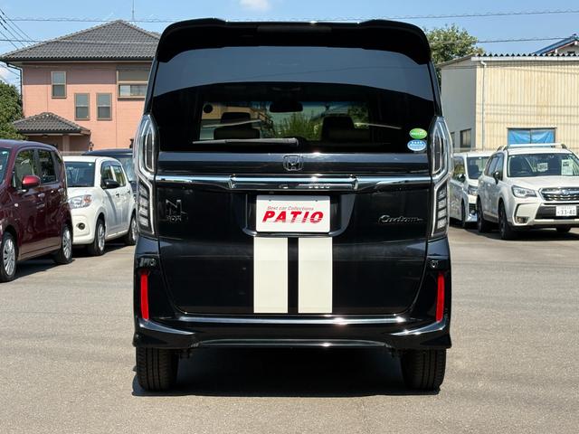 Ｎ－ＢＯＸカスタム Ｇ・Ｌターボホンダセンシング　レーンキープ　障害物センサー　アダプティブクルーズ　両側電動　ナビ　フルセグ　Ｂカメラ　Ｂｌｕｅｔｏｏｔｈオーディオ　ＥＴＣ　Ｉストップ　ＬＥＤヘッドライト　１５インチＡＷ　スマキー　フルフラット（12枚目）