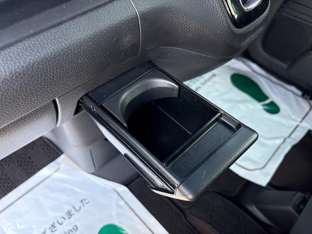 Ｎ－ＢＯＸカスタム Ｇ・Ｌターボホンダセンシング　レーンキープ　障害物センサー　アダプティブクルーズ　両側電動　ナビ　フルセグ　Ｂカメラ　Ｂｌｕｅｔｏｏｔｈオーディオ　ＥＴＣ　Ｉストップ　ＬＥＤヘッドライト　１５インチＡＷ　スマキー　フルフラット（49枚目）