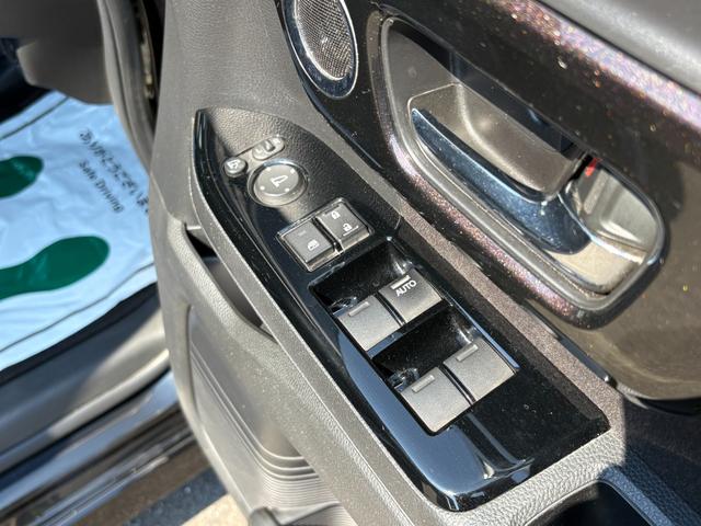 Ｎ－ＢＯＸカスタム Ｇ・Ｌターボホンダセンシング　レーンキープ　障害物センサー　アダプティブクルーズ　両側電動　ナビ　フルセグ　Ｂカメラ　Ｂｌｕｅｔｏｏｔｈオーディオ　ＥＴＣ　Ｉストップ　ＬＥＤヘッドライト　１５インチＡＷ　スマキー　フルフラット（52枚目）