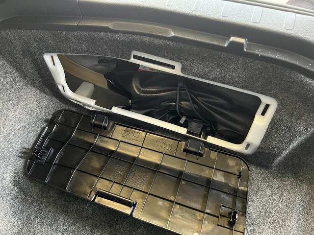 ヴォクシー ＺＳ　煌ＩＩ　衝突被害軽減ブレーキ　両側電動　純正ナビ　バックカメラ　フルセグＴＶ　Ｂｌｕｅｔｏｏｔｈオーディオ　スマートキー２本　オートクルーズ　レーンキープ　純正１６ＡＷ　クリアランスソナー　取扱説明書（34枚目）