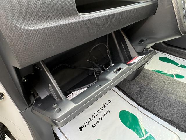 ムーヴ カスタム　Ｘ　ＳＡ　衝突軽減　ナビ　フルセグ　Ｂカメラ　Ｂｌｕｅｔｏｏｔｈオーディオ　ＥＴＣ　Ｉストップ　ＬＥＤヘッドライト　１４インチＡＷ　スマキー　禁煙車　フルフラット　ＡＢＳ　オートハイビーム　オートライト（39枚目）