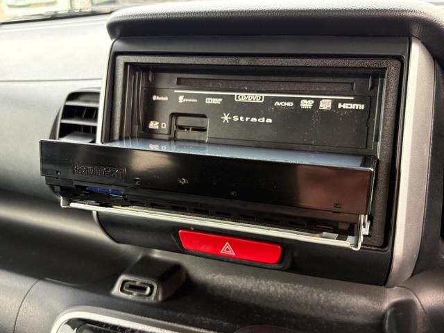 Ｎ－ＢＯＸ Ｇ　ＳＳパッケージ　衝突軽減　両側電動　シートヒーター　ナビ　フルセグ　Ｂカメラ　Ｉストップ　ＨＩＤ　１４インチＡＷ　スマキー　フルフラット　ＡＢＳ　オートライト　電格ミラー　ＣＤ　ＤＶＤ再生　運転席エアバッグ（8枚目）