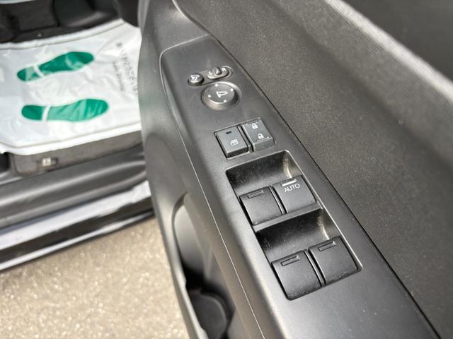 Ｎ－ＢＯＸ Ｇ　ＳＳパッケージ　衝突軽減　両側電動　シートヒーター　ナビ　フルセグ　Ｂカメラ　Ｉストップ　ＨＩＤ　１４インチＡＷ　スマキー　フルフラット　ＡＢＳ　オートライト　電格ミラー　ＣＤ　ＤＶＤ再生　運転席エアバッグ（43枚目）