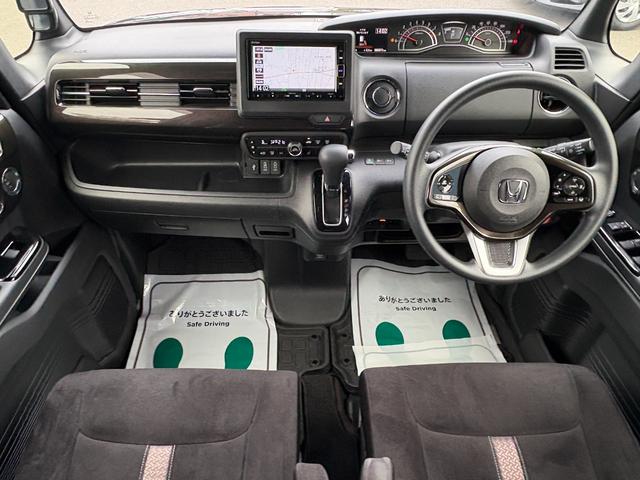 Ｎ－ＢＯＸカスタム Ｇ・ＥＸホンダセンシング　衝突軽減　レーンキープ　アダプティブクルーズ　片側電動　シートヒーター　ナビ　フルセグ　Ｂカメラ　Ｂｌｕｅｔｏｏｔｈオーディオ　ＥＴＣ　Ｉストップ　ＬＥＤヘッドライト　１６インチＡＷ　スマキー（3枚目）