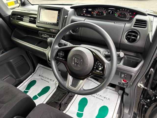Ｎ－ＢＯＸカスタム Ｇ・ＥＸホンダセンシング　衝突軽減　レーンキープ　アダプティブクルーズ　片側電動　シートヒーター　ナビ　フルセグ　Ｂカメラ　Ｂｌｕｅｔｏｏｔｈオーディオ　ＥＴＣ　Ｉストップ　ＬＥＤヘッドライト　１６インチＡＷ　スマキー（29枚目）