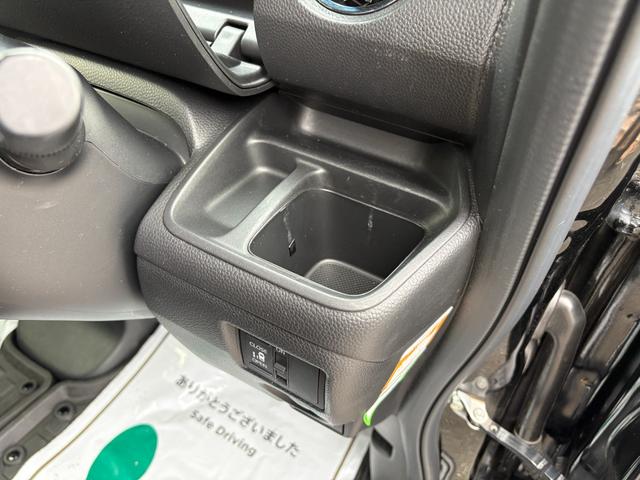 Ｎ－ＢＯＸカスタム Ｇ・ＥＸホンダセンシング　衝突軽減　レーンキープ　アダプティブクルーズ　片側電動　シートヒーター　ナビ　フルセグ　Ｂカメラ　Ｂｌｕｅｔｏｏｔｈオーディオ　ＥＴＣ　Ｉストップ　ＬＥＤヘッドライト　１６インチＡＷ　スマキー（31枚目）