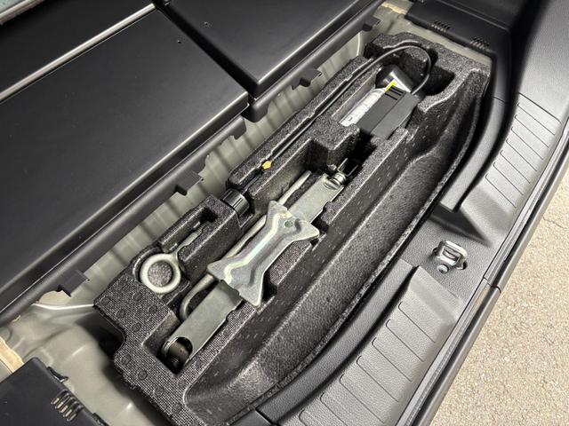 Ｎ－ＢＯＸカスタム Ｇ・ＥＸホンダセンシング　衝突軽減　レーンキープ　アダプティブクルーズ　片側電動　シートヒーター　ナビ　フルセグ　Ｂカメラ　Ｂｌｕｅｔｏｏｔｈオーディオ　ＥＴＣ　Ｉストップ　ＬＥＤヘッドライト　１６インチＡＷ　スマキー（38枚目）
