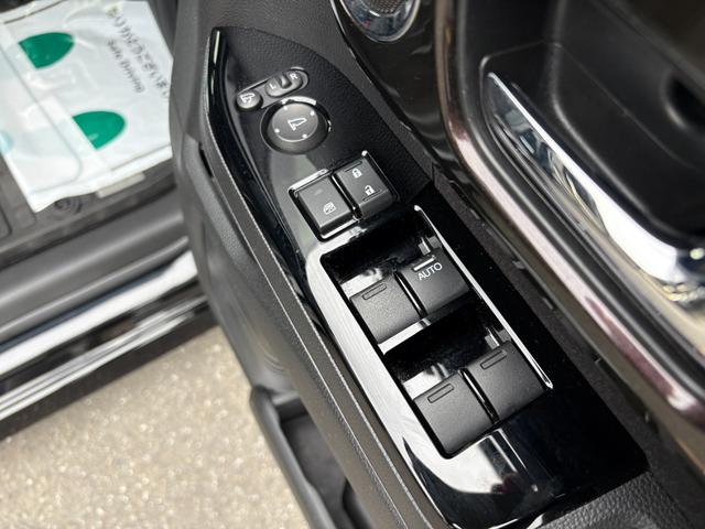 Ｎ－ＢＯＸカスタム Ｇ・ＥＸホンダセンシング　衝突軽減　レーンキープ　アダプティブクルーズ　片側電動　シートヒーター　ナビ　フルセグ　Ｂカメラ　Ｂｌｕｅｔｏｏｔｈオーディオ　ＥＴＣ　Ｉストップ　ＬＥＤヘッドライト　１６インチＡＷ　スマキー（48枚目）