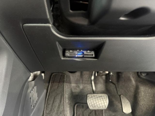 ライズ Ｚ　ワンオーナー　ターボ　衝突被害軽減ブレーキ　純正ディスプレイオーディオ　Ｂｌｕｅｔｏｏｔｈオーディオ　全周囲カメラ　ＥＴＣ　スマートキー２本　アダプティブクルーズ　レーンキープ　クリアランスソナー（7枚目）