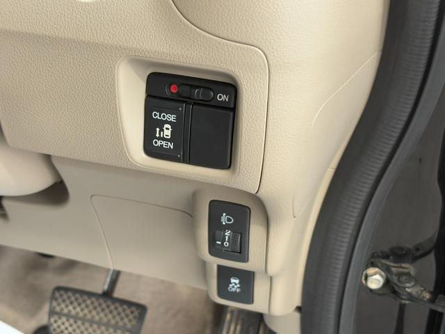Ｎ－ＢＯＸ Ｇ・Ｌパッケージ　片側電動　ナビ　ワンセグ　Ｂカメラ　ＥＴＣ　Ｉストップ　スマキー　禁煙車　フルフラット　ＡＢＳ　電格ミラー　ベンチシート　ＣＤ　ＤＶＤ再生　運転席エアバッグ　助手席エアバッグ　エアコン（11枚目）