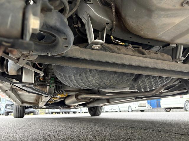 ムーヴ Ｌ　Ｉストップ　キーレス　禁煙車　フルフラット　ＡＢＳ　電格ミラー　ベンチシート　ＣＤ　運転席エアバッグ　助手席エアバッグ　エアコン　パワーウィンドウ　パワーステアリング（21枚目）