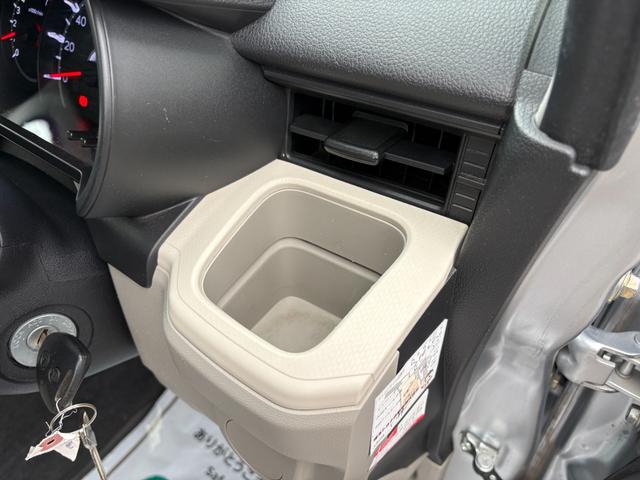 ムーヴ Ｌ　Ｉストップ　キーレス　禁煙車　フルフラット　ＡＢＳ　電格ミラー　ベンチシート　ＣＤ　運転席エアバッグ　助手席エアバッグ　エアコン　パワーウィンドウ　パワーステアリング（24枚目）