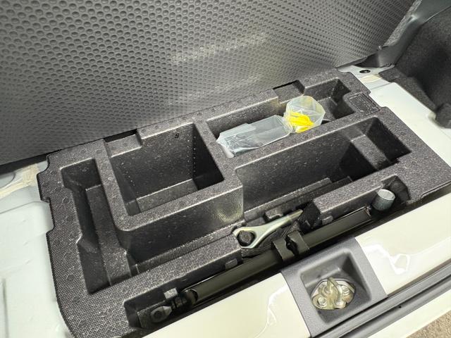 ミライース Ｌ　Ｉストップ　キーレス　フルフラット　ＡＢＳ　ＣＤ　運転席エアバッグ　助手席エアバッグ　エアコン　パワーウィンドウ　パワーステアリング　横滑り防止（30枚目）
