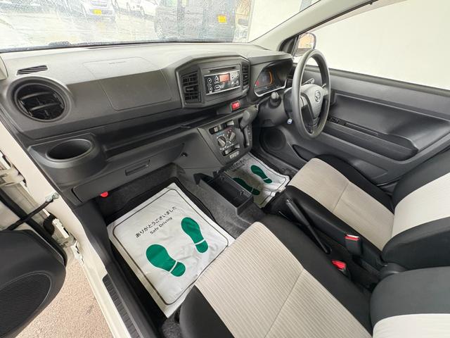 ミライース Ｌ　Ｉストップ　キーレス　フルフラット　ＡＢＳ　ＣＤ　運転席エアバッグ　助手席エアバッグ　エアコン　パワーウィンドウ　パワーステアリング　横滑り防止（39枚目）