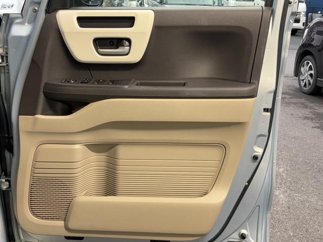 Ｎ－ＢＯＸ Ｇ・Ｌホンダセンシング　レーンキープ　アダプティブクルーズ　片側電動　フルセグ　Ｂカメラ　Ｂｌｕｅｔｏｏｔｈオーディオ　ＥＴＣ　Ｉストップ　ＬＥＤヘッドライト　スマキー　フルフラット　ＡＢＳ　オートライト　電格ミラー　ベンチ（13枚目）