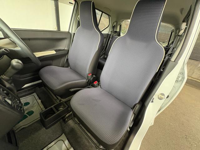 アルト Ｆ　キーレス　禁煙車　フルフラット　横滑り防止　ＡＢＳ　ＣＤ　運転席エアバッグ　助手席エアバッグ　エアコン　パワーウィンドウ　パワーステアリング（37枚目）