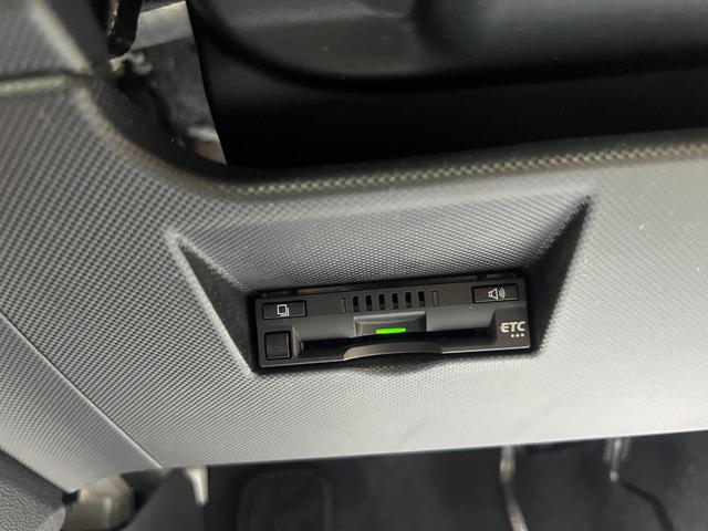 ライズ Ｇ　衝突軽減　レーンキープ　障害物センサー　フルセグ　Ｂカメラ　Ｂｌｕｅｔｏｏｔｈオーディオ　ＥＴＣ　Ｉストップ　ＬＥＤヘッドライト　１６インチＡＷ　スマキー　禁煙車　フルフラット　横滑り防止　ＡＢＳ（7枚目）