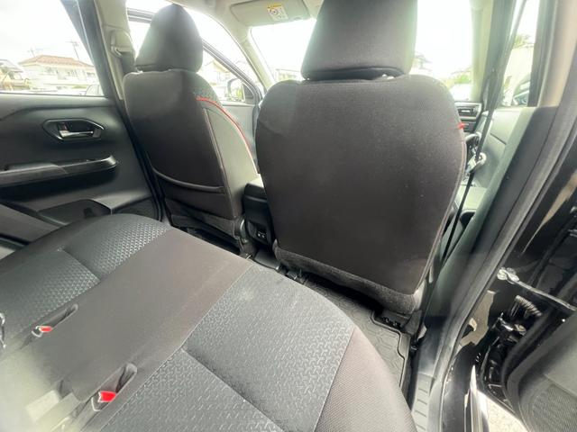 ロッキー Ｘ　ＨＥＶ　衝突軽減　レーンキープ　障害物センサー　Ｂｌｕｅｔｏｏｔｈオーディオ　ＥＴＣ　ＬＥＤヘッドライト　スマキー　禁煙車　記録簿　フルフラット　横滑り防止　ＡＢＳ　オートハイビーム　オートライト　電格ミラー（28枚目）