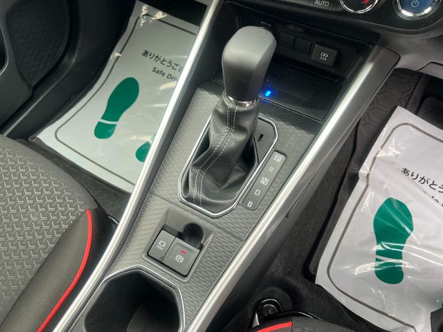 ロッキー Ｘ　ＨＥＶ　衝突軽減　レーンキープ　障害物センサー　Ｂｌｕｅｔｏｏｔｈオーディオ　ＥＴＣ　ＬＥＤヘッドライト　スマキー　禁煙車　記録簿　フルフラット　横滑り防止　ＡＢＳ　オートハイビーム　オートライト　電格ミラー（39枚目）