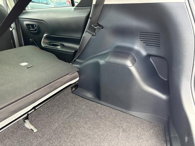 アクア L ナビ Bカメラ ETC キーレス 禁煙車 記録簿 横滑り防止 ABS オートハイビーム 電格ミラー CD 運転席エアバッグ 助手席エアバッグ エアコン パワーウィンドウ(34枚目)