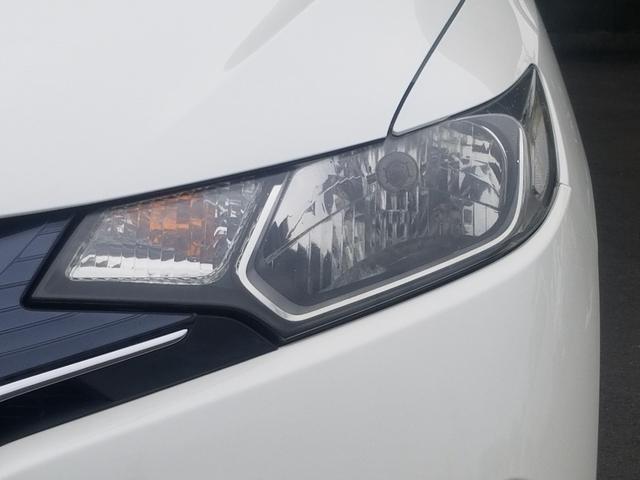 フィット 13G・Fパッケージ ナビ フルセグ Iストップ 14インチAW スマキー 禁煙車 フルフラット 横滑り防止 ABS 電格ミラー CD DVD再生 運転席エアバッグ 助手席エアバッグ エアコン パワーウィンドウ(17枚目)