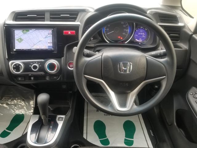 フィット 13G・Fパッケージ ナビ フルセグ Iストップ 14インチAW スマキー 禁煙車 フルフラット 横滑り防止 ABS 電格ミラー CD DVD再生 運転席エアバッグ 助手席エアバッグ エアコン パワーウィンドウ(33枚目)