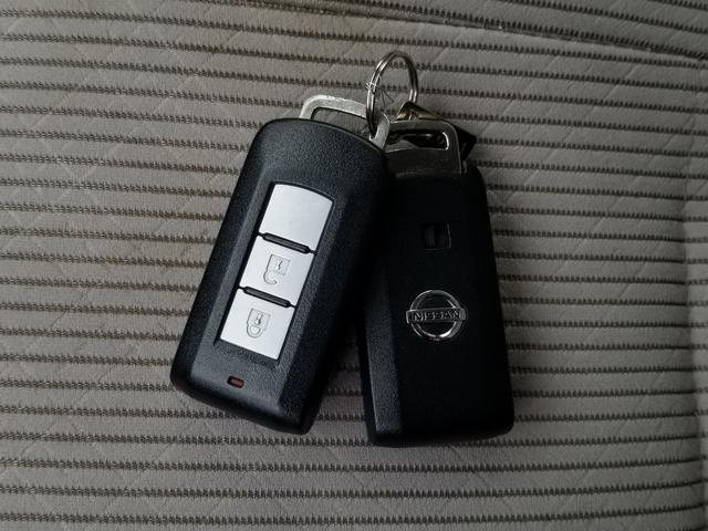 デイズ X 衝突軽減 ナビ フルセグ 全周囲カメラ Fカメラ サイドカメラ Bカメラ Bluetoothオーディオ Iストップ スマキー 禁煙車 フルフラット 横滑り防止 ABS 電格ミラー ベンチシート(18枚目)