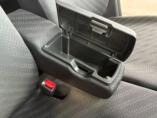 N-BOXカスタム G・ターボAパッケージ ターボ 衝突軽減 オートクルーズ 両側電動 シートヒーター ナビ フルセグ Bカメラ Bluetoothオーディオ Iストップ HID 15インチAW スマキー 禁煙車 フルフラット 横滑り防止(44枚目)