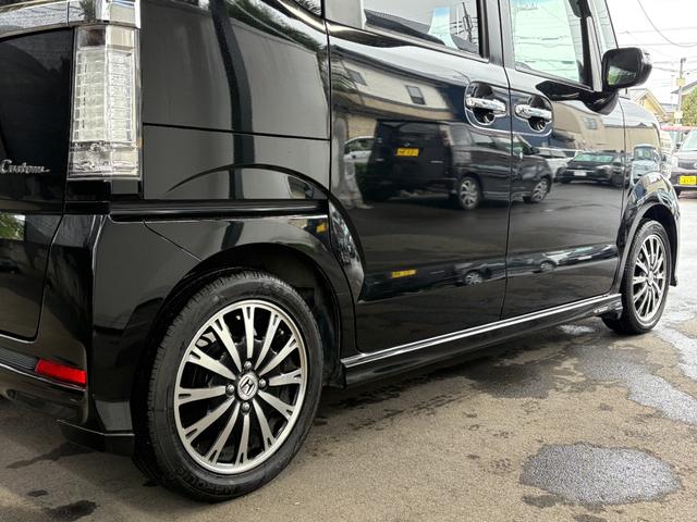 N-BOXカスタム G・ターボAパッケージ ターボ 衝突軽減 オートクルーズ 両側電動 シートヒーター ナビ フルセグ Bカメラ Bluetoothオーディオ Iストップ HID 15インチAW スマキー 禁煙車 フルフラット 横滑り防止(59枚目)