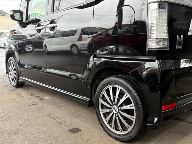 N-BOXカスタム G・ターボAパッケージ ターボ 衝突軽減 オートクルーズ 両側電動 シートヒーター ナビ フルセグ Bカメラ Bluetoothオーディオ Iストップ HID 15インチAW スマキー 禁煙車 フルフラット 横滑り防止(61枚目)