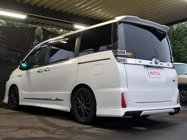 ヴォクシー ハイブリッドZS 煌 衝突軽減 レーンキープ オートクルーズ 両側電動 シートヒーター ナビ フルセグ Bカメラ Bluetoothオーディオ 後席モニター ETC2.0 LEDヘッドライト 16インチAW スマキー(18枚目)