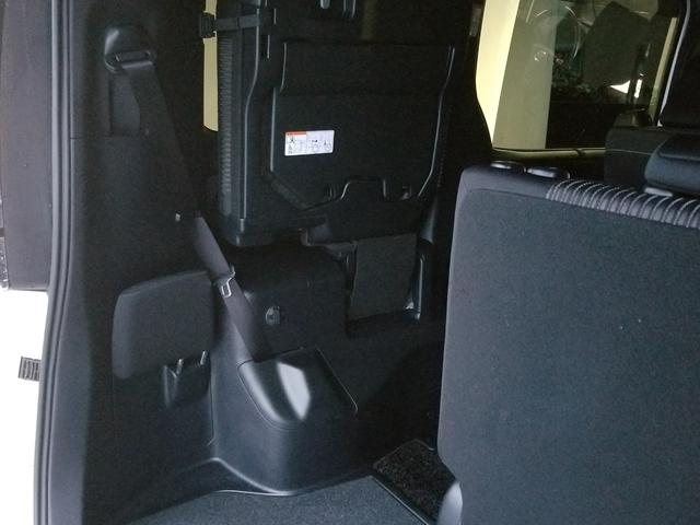 ヴォクシー ハイブリッドZS 煌 衝突軽減 レーンキープ オートクルーズ 両側電動 シートヒーター ナビ フルセグ Bカメラ Bluetoothオーディオ 後席モニター ETC2.0 LEDヘッドライト 16インチAW スマキー(37枚目)