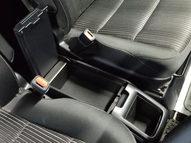 ヴォクシー ハイブリッドZS 煌 衝突軽減 レーンキープ オートクルーズ 両側電動 シートヒーター ナビ フルセグ Bカメラ Bluetoothオーディオ 後席モニター ETC2.0 LEDヘッドライト 16インチAW スマキー(46枚目)