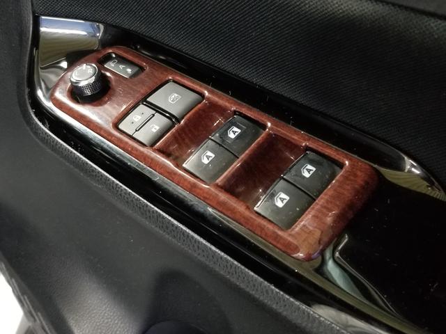 ヴォクシー ハイブリッドZS 煌 衝突軽減 レーンキープ オートクルーズ 両側電動 シートヒーター ナビ フルセグ Bカメラ Bluetoothオーディオ 後席モニター ETC2.0 LEDヘッドライト 16インチAW スマキー(47枚目)