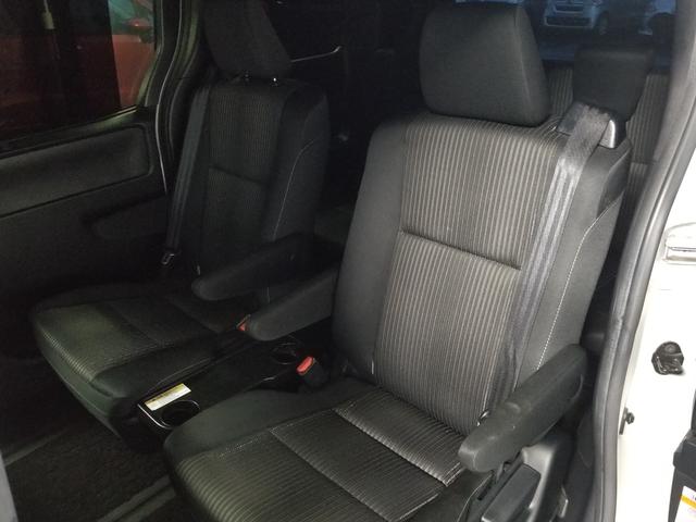 ヴォクシー ハイブリッドZS 煌 衝突軽減 レーンキープ オートクルーズ 両側電動 シートヒーター ナビ フルセグ Bカメラ Bluetoothオーディオ 後席モニター ETC2.0 LEDヘッドライト 16インチAW スマキー(56枚目)