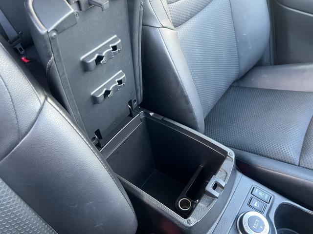 エクストレイル 20Xt エマージェンシーブレーキパッケージ 4WD 衝突軽減 レーンキープ 障害物センサー オートクルーズ シートヒーター 電動リアゲート ナビ フルセグ 全周囲カメラ Fカメラ サイドカメラ Bカメラ Bluetoothオーディオ ETC(45枚目)