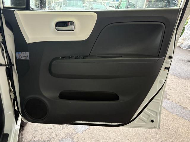 モコ S キーレス 禁煙車 ABS 電格ミラー ベンチシート CD 運転席エアバッグ 助手席エアバッグ エアコン パワーウィンドウ パワーステアリング(10枚目)