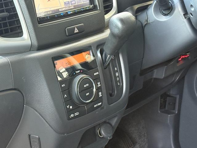 スペーシア G 両側スライド ナビ フルセグ Bカメラ Bluetoothオーディオ ETC Iストップ スマキー 禁煙車 ABS 電格ミラー ベンチシート CD DVD再生 運転席エアバッグ 助手席エアバッグ(8枚目)