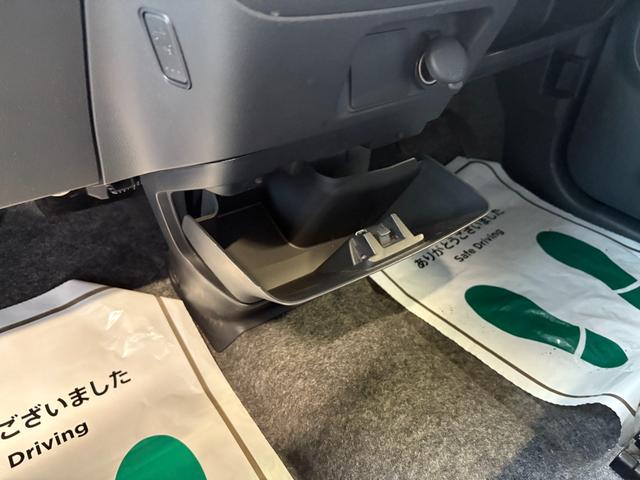 スペーシア G 両側スライド ナビ フルセグ Bカメラ Bluetoothオーディオ ETC Iストップ スマキー 禁煙車 ABS 電格ミラー ベンチシート CD DVD再生 運転席エアバッグ 助手席エアバッグ(40枚目)