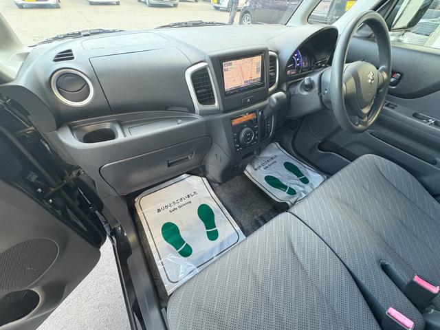 スペーシア G 両側スライド ナビ フルセグ Bカメラ Bluetoothオーディオ ETC Iストップ スマキー 禁煙車 ABS 電格ミラー ベンチシート CD DVD再生 運転席エアバッグ 助手席エアバッグ(44枚目)