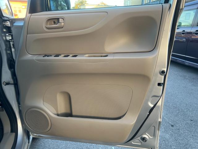N-BOX C 両側スライド ナビ フルセグ Iストップ スマキー 禁煙車 フルフラット ABS 電格ミラー ベンチシート CD DVD再生 運転席エアバッグ(12枚目)