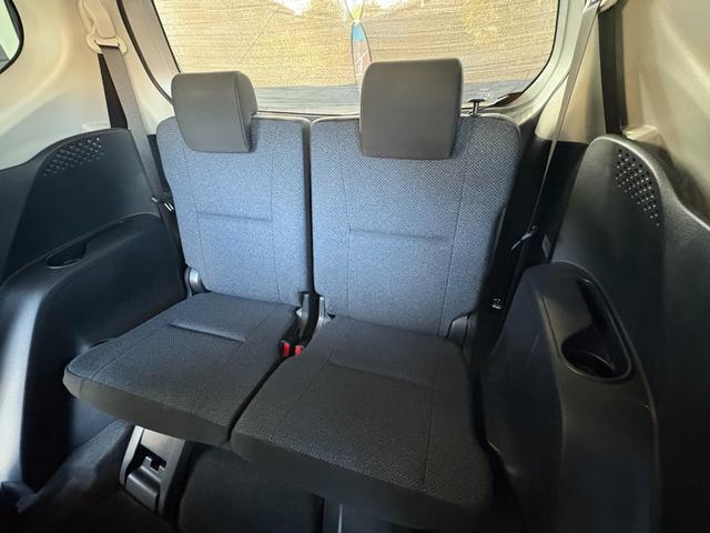 シエンタ X 片側電動 ナビ フルセグ Bカメラ Bluetoothオーディオ ETC Iストップ LEDヘッドライト キーレス 禁煙車 3列 フルフラット ABS(33枚目)