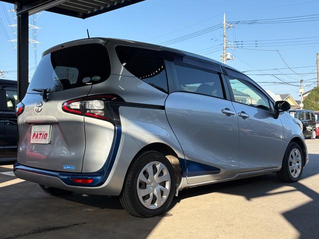 シエンタ X 片側電動 ナビ フルセグ Bカメラ Bluetoothオーディオ ETC Iストップ LEDヘッドライト キーレス 禁煙車 3列 フルフラット ABS(52枚目)