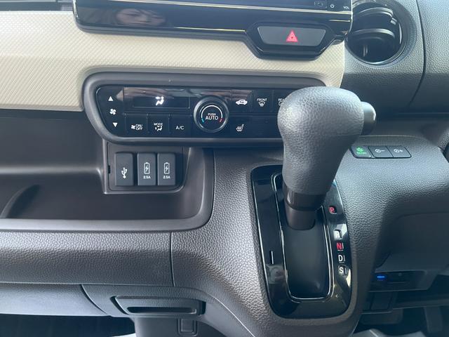 N-BOX G 衝突軽減 レーンキープ 障害物センサー アダプティブクルーズ 片側電動 シートヒーター ナビ フルセグ Bカメラ Bluetoothオーディオ ETC Iストップ LEDヘッドライト スマキー 禁煙車(9枚目)