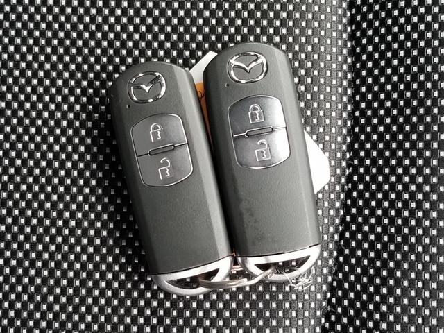 デミオ 13Sツーリング 衝突軽減 レーンキープ 障害物センサー シートヒーター ナビ フルセグ 全周囲カメラ Fカメラ サイドカメラ Bカメラ Bluetoothオーディオ ETC Iストップ LEDヘッドライト(18枚目)