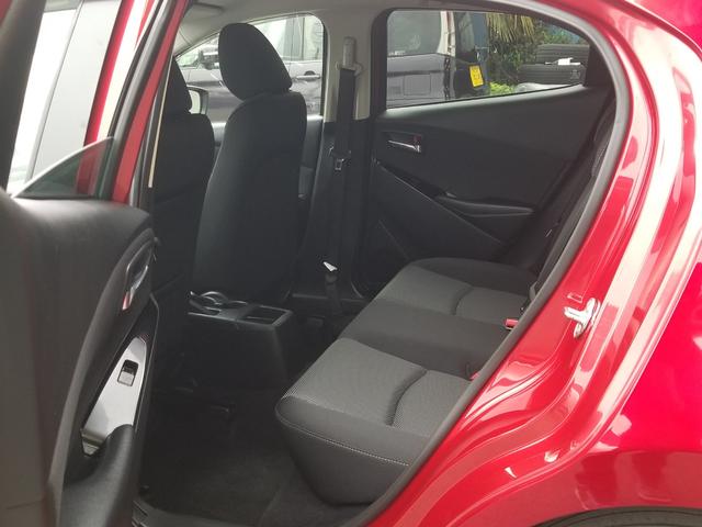 デミオ 13Sツーリング 衝突軽減 レーンキープ 障害物センサー シートヒーター ナビ フルセグ 全周囲カメラ Fカメラ サイドカメラ Bカメラ Bluetoothオーディオ ETC Iストップ LEDヘッドライト(47枚目)