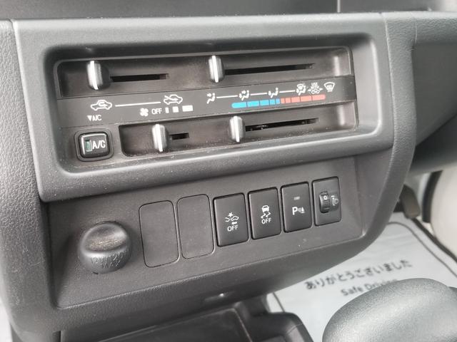 ハイゼットトラック スタンダードSAIIIt 衝突軽減 レーンキープ 障害物センサー LEDヘッドライト 禁煙車 ABS オートライト 運転席エアバッグ エアコン パワーステアリング(5枚目)